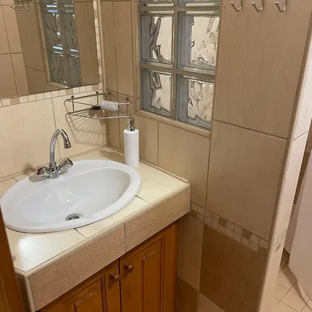Platan Apartment *